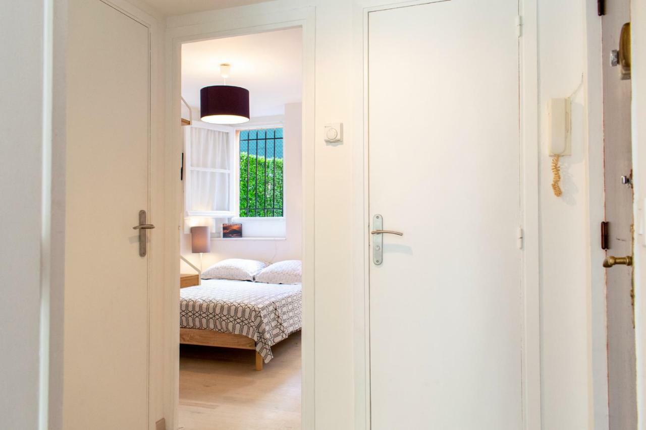 Apartment Place Du Pin