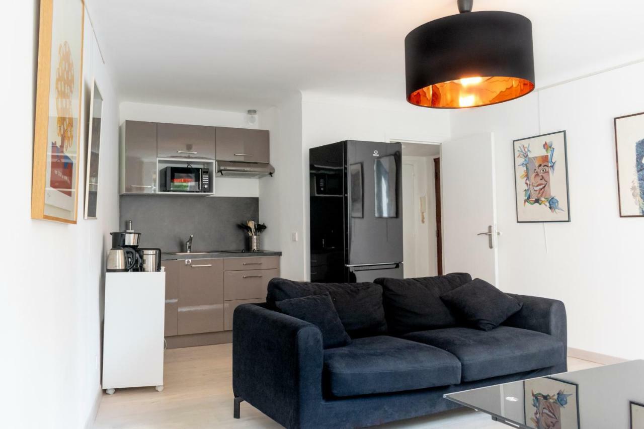 Apartment Place Du Pin *